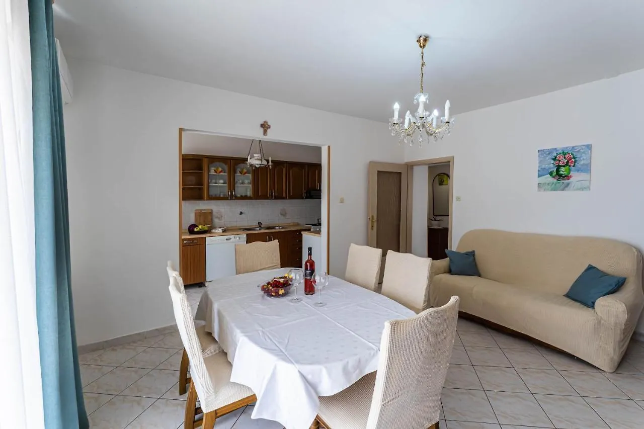 Apartman Ana Apartment Pula Croatia