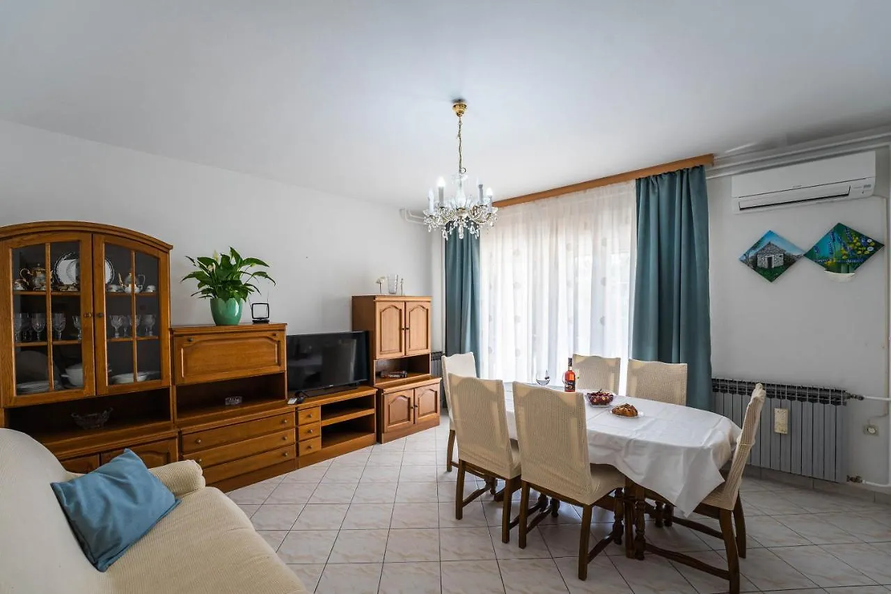 Apartman Ana Apartment Pula