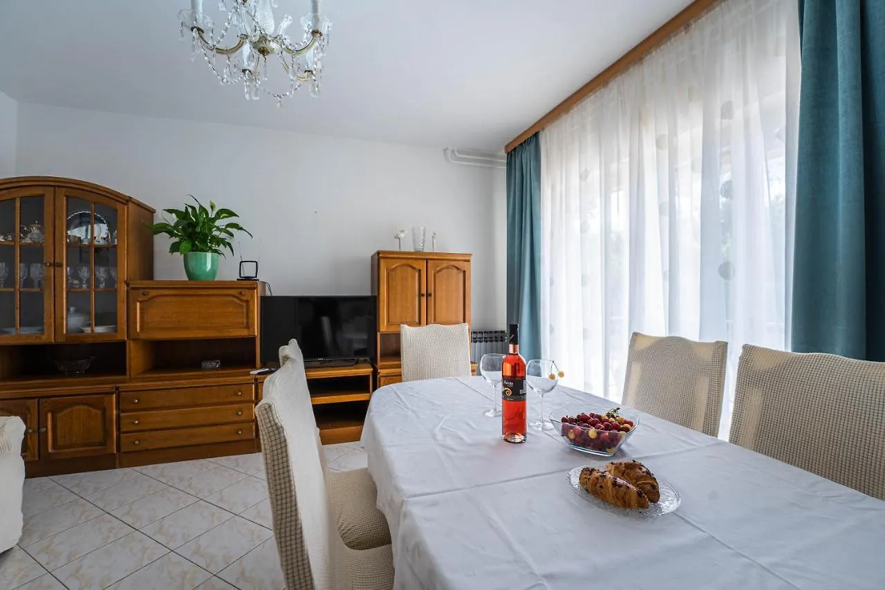 Apartman Ana Apartment Pula