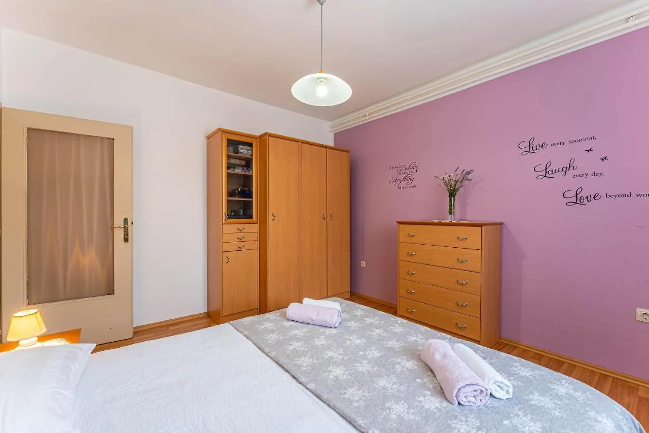 Apartman Ana Apartment Pula Croatia